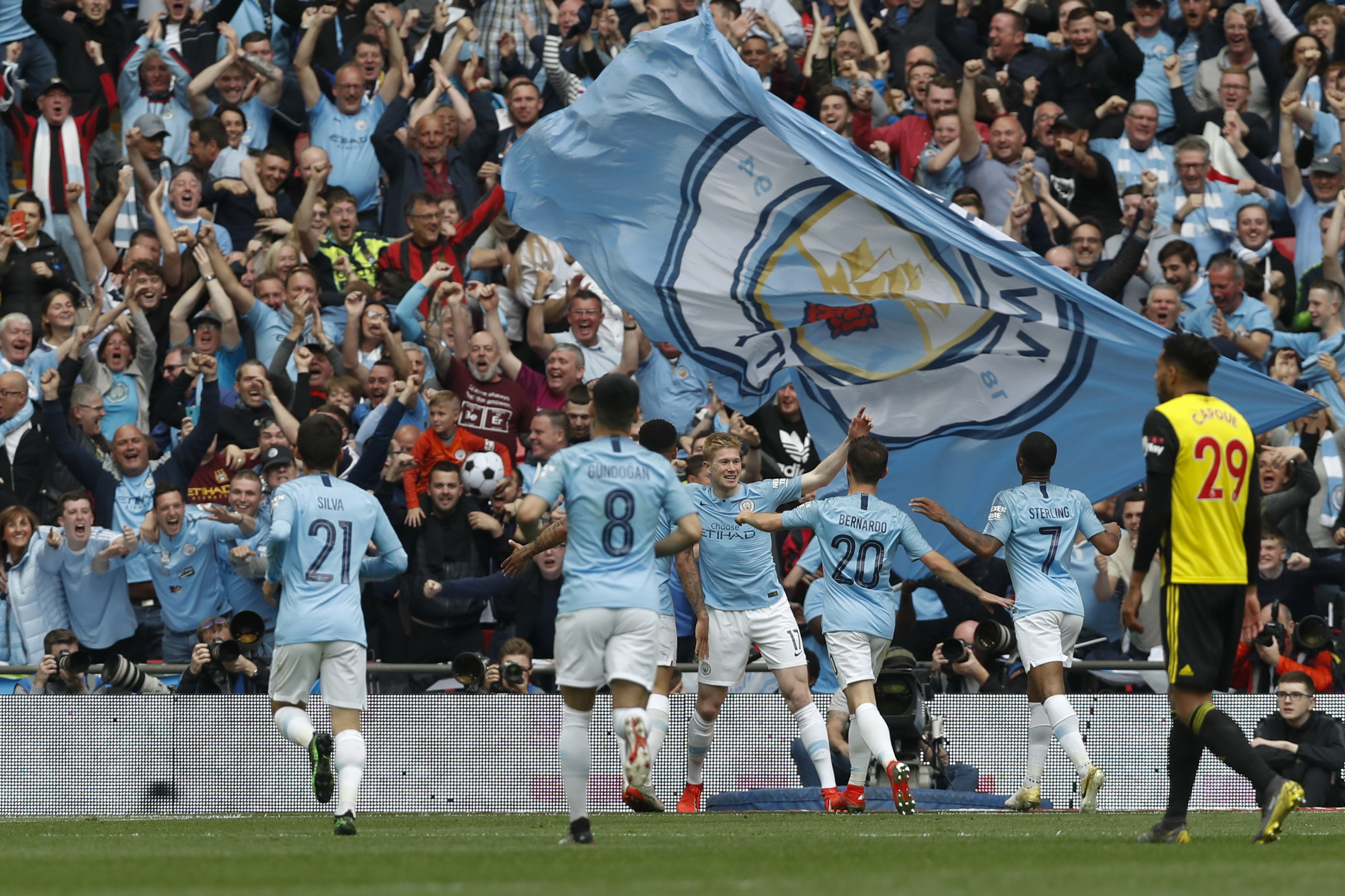 而不是偶然 而不是偶然